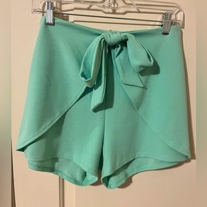 Turquoise skort with bow